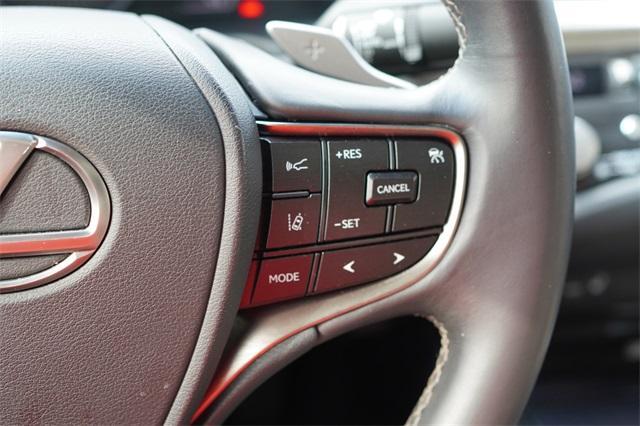 used 2021 Lexus ES 300h car, priced at $27,791