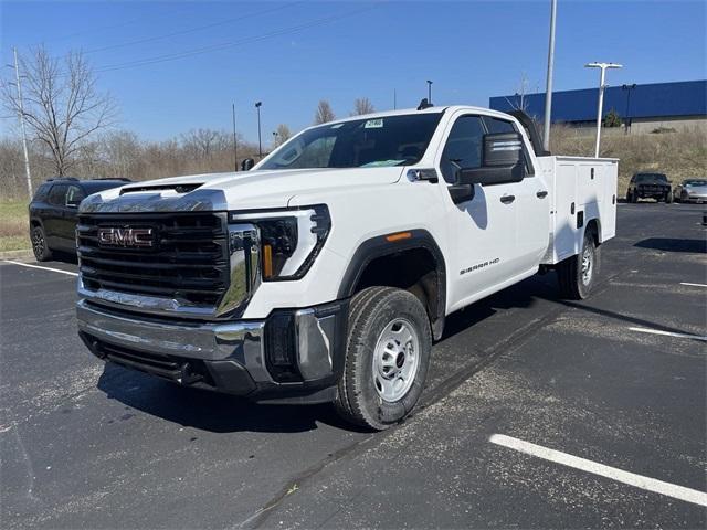 new 2024 GMC Sierra 2500 car, priced at $53,353