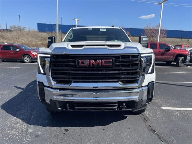 new 2024 GMC Sierra 2500 car, priced at $53,353