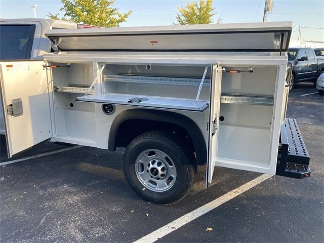 new 2024 GMC Sierra 2500 car, priced at $56,068