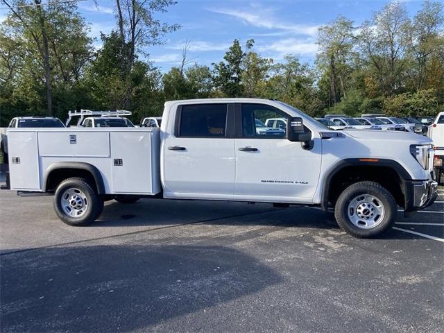 new 2024 GMC Sierra 2500 car, priced at $56,068