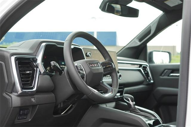 used 2025 GMC Canyon car, priced at $31,917