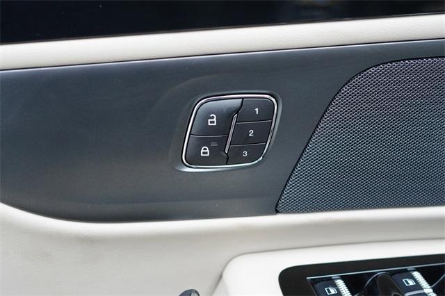 used 2024 Lincoln Nautilus car, priced at $51,318