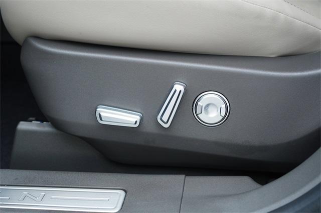 used 2024 Lincoln Nautilus car, priced at $51,318