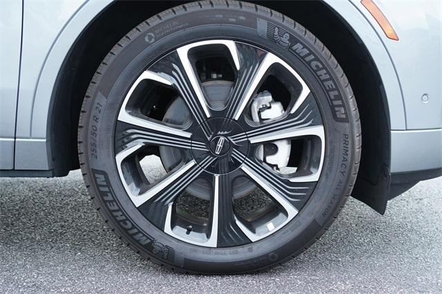used 2024 Lincoln Nautilus car, priced at $51,318
