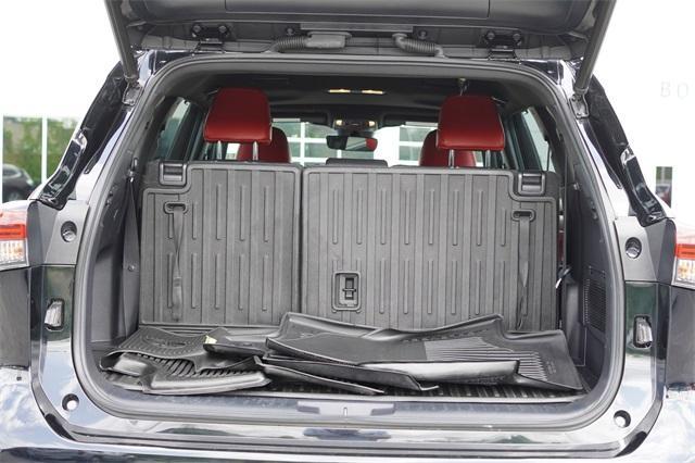 used 2021 Toyota Highlander car, priced at $34,970